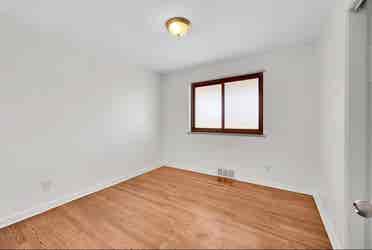 Private Room in 3BR Park Hill Home