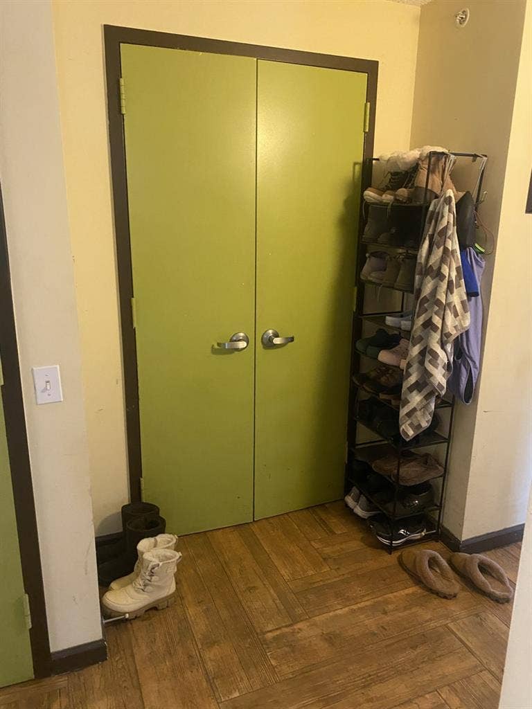 Room in Beautiful Rockaway Beach!