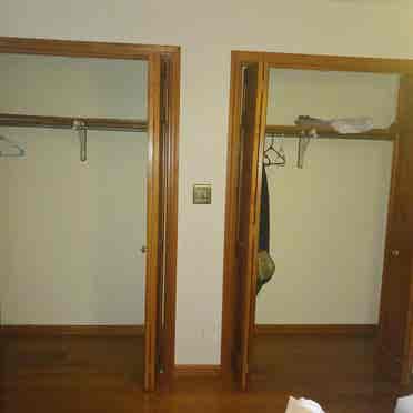 Spacious Room With Private Entrance