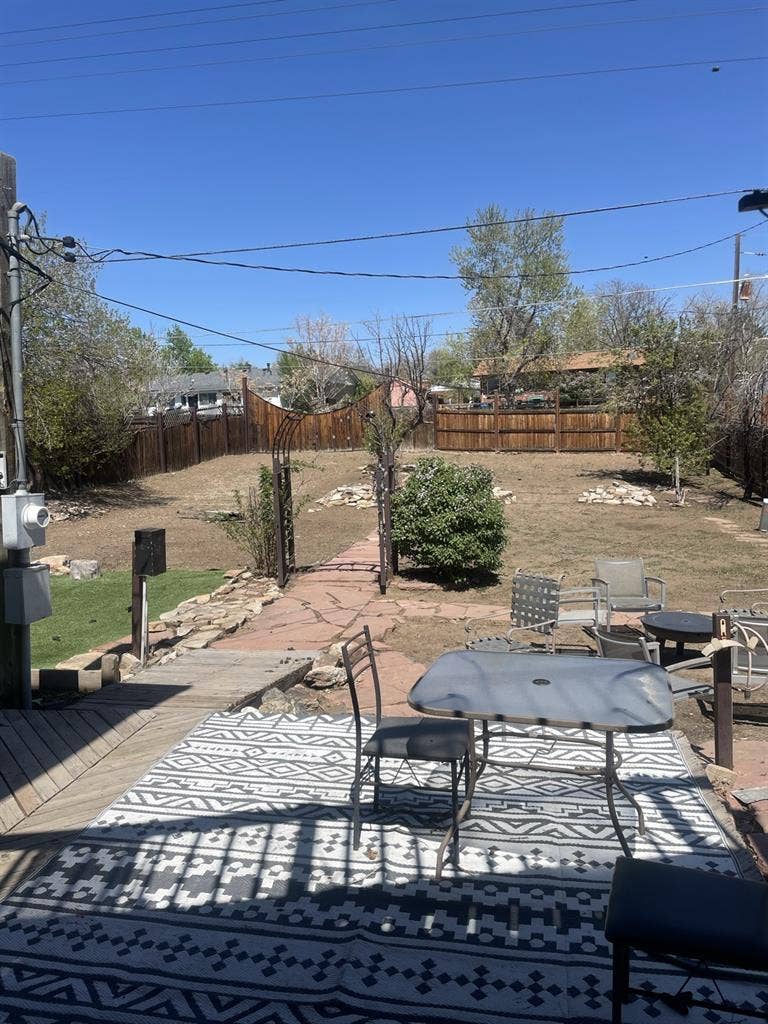 Filling 1 room by June 1st