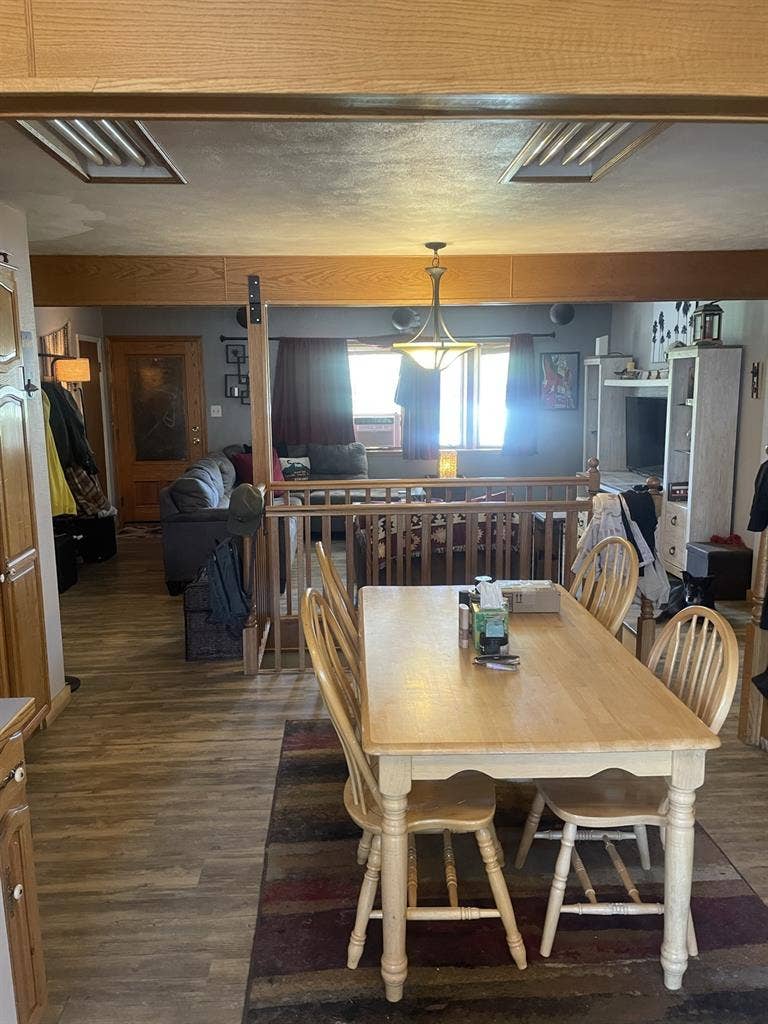Filling 1 room by June 1st