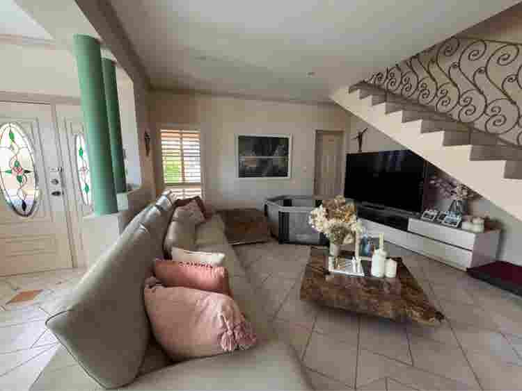 Room Sans Souci NSW