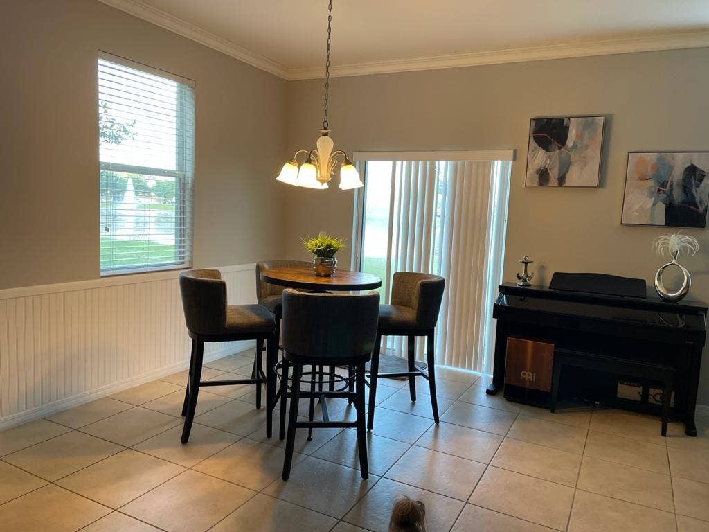 Rooms for Rent / Winter Garden Area