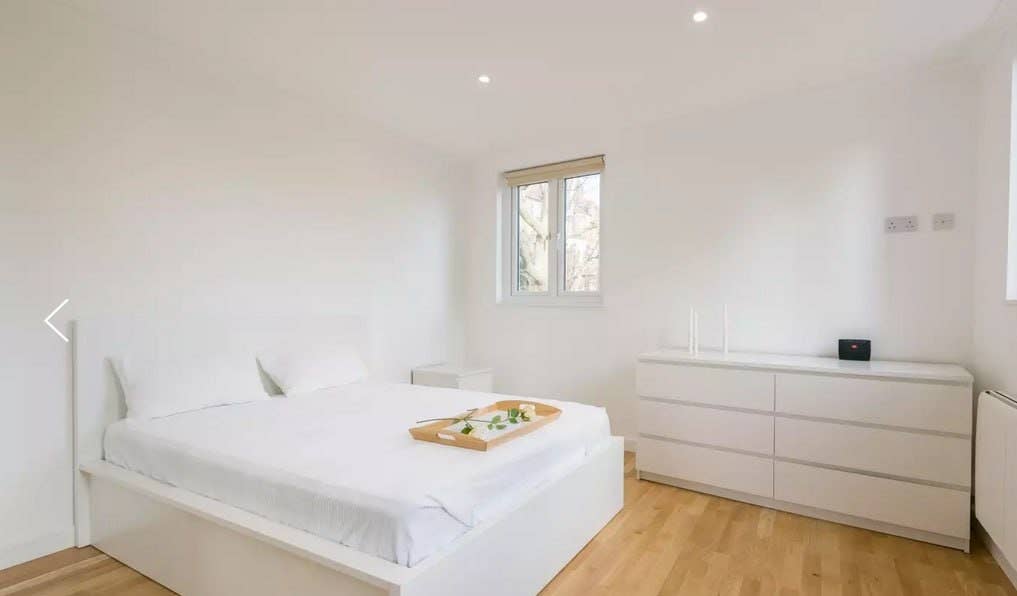Stunning 1 bedroom flat furnished