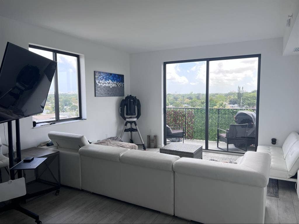 Furnishd Prvt Room in ba unit