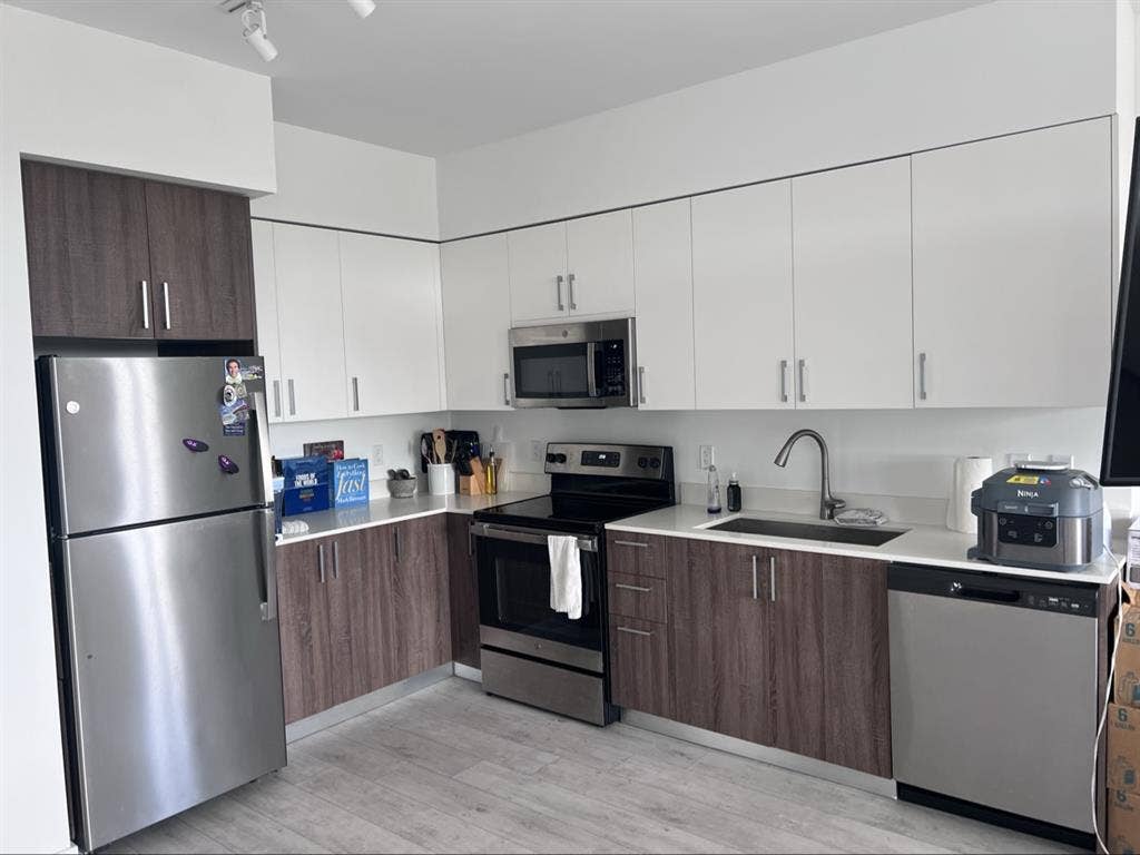 Furnishd Prvt Room in ba unit