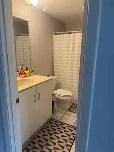 Room for rent with shared bathroom