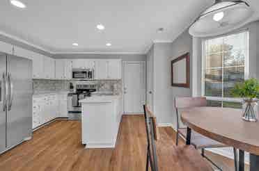 Room for Rent – New Listing