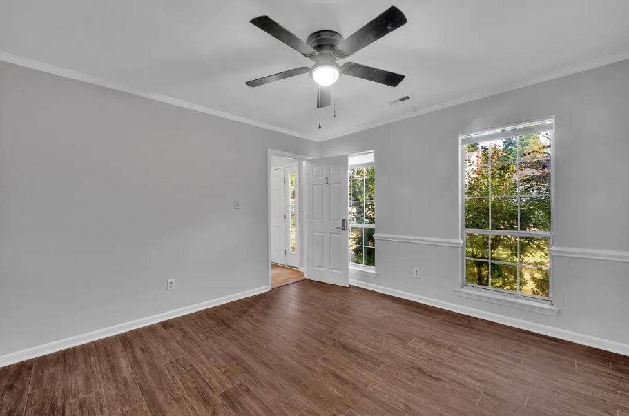 Room for Rent – New Listing