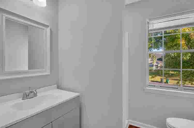 Room for Rent – New Listing