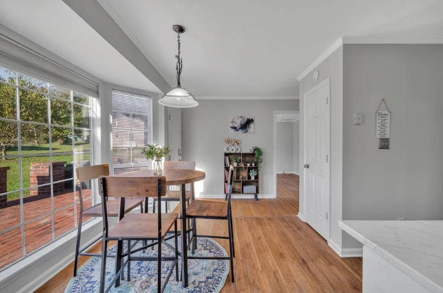 Room for Rent – New Listing