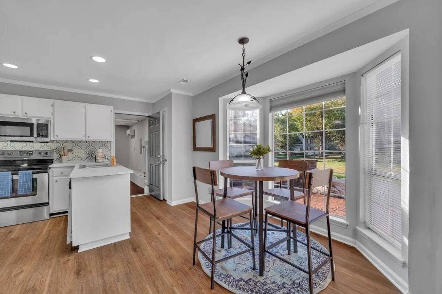 Room for Rent – New Listing