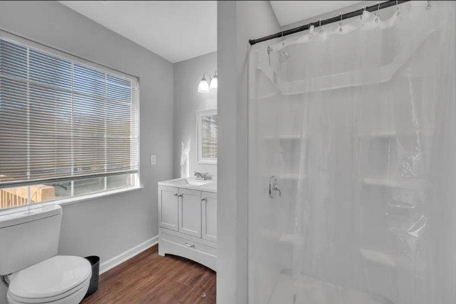 Room for Rent – New Listing