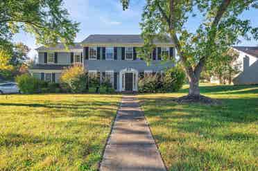 Room for Rent – New Listing