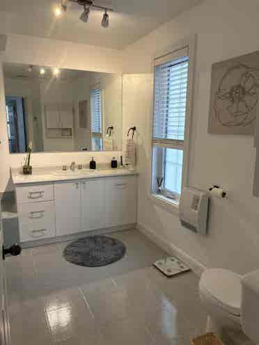 Chambre privée à louer dans maison