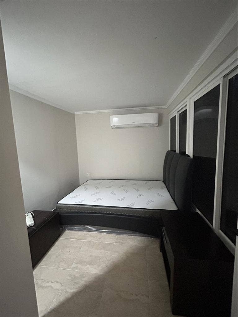 house furnished bedroom avabl