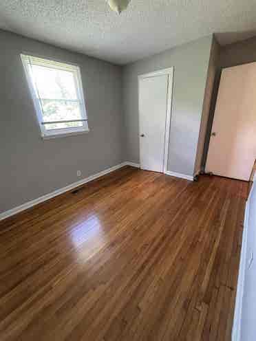 Room for rent in East Nashville!