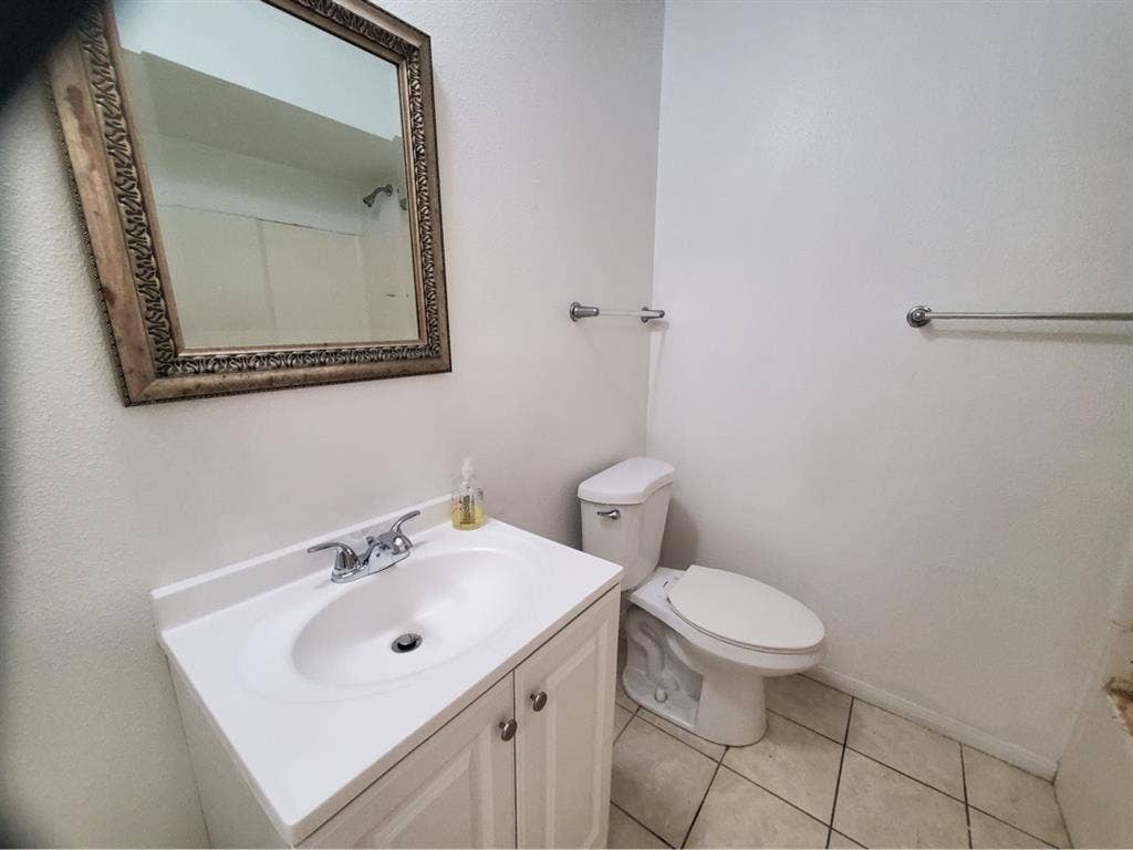 $ba - Roomate wanted.