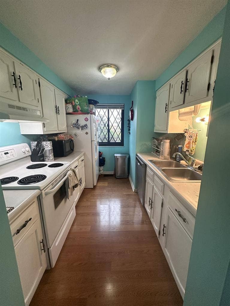 Great condo in great location!