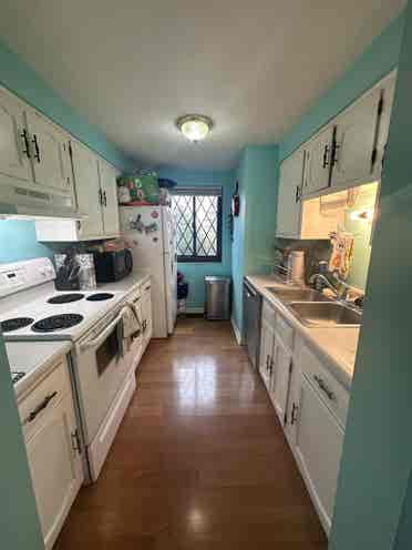 Great condo in great location!