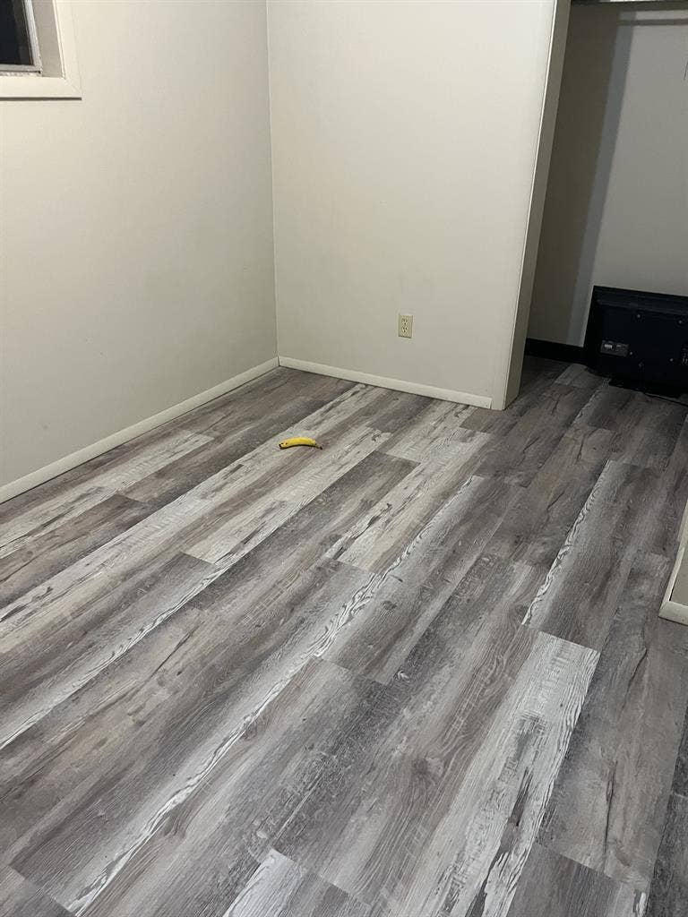 Roommate wanted