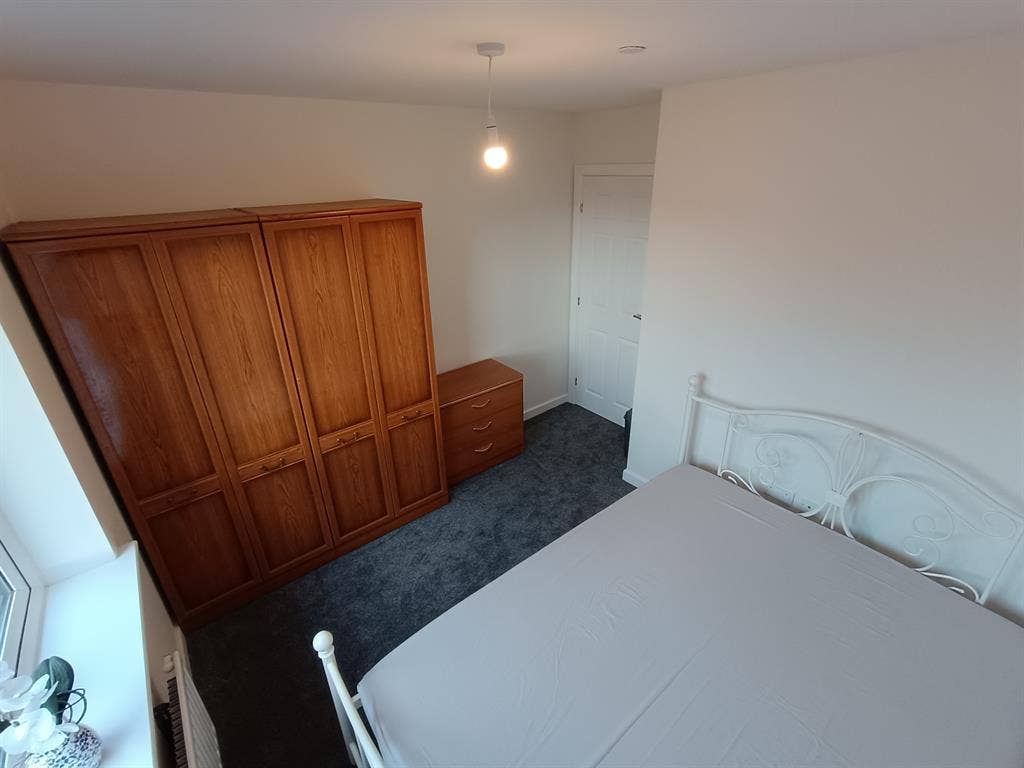 single room available