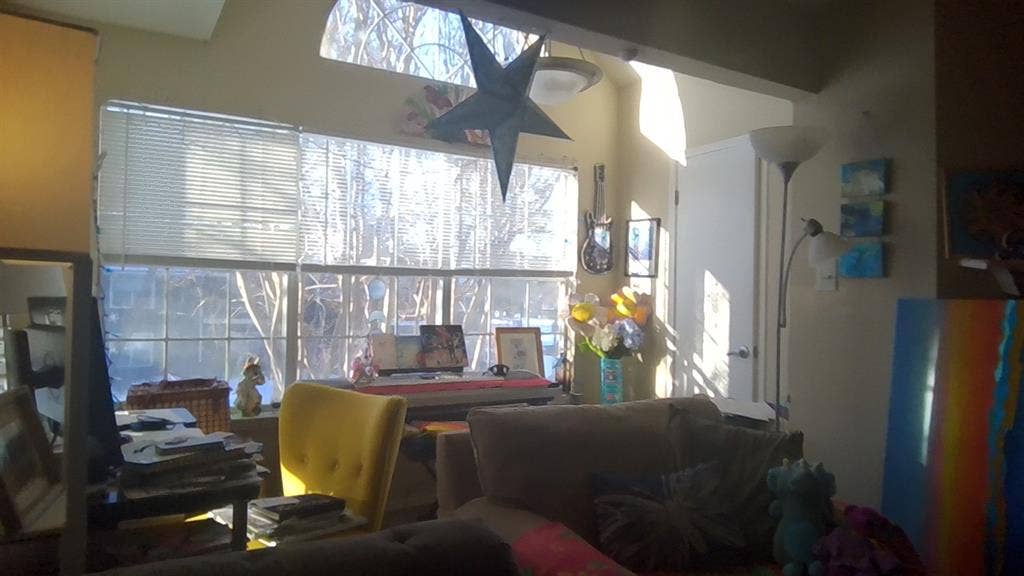 Room/bathroom for rent, Riverset