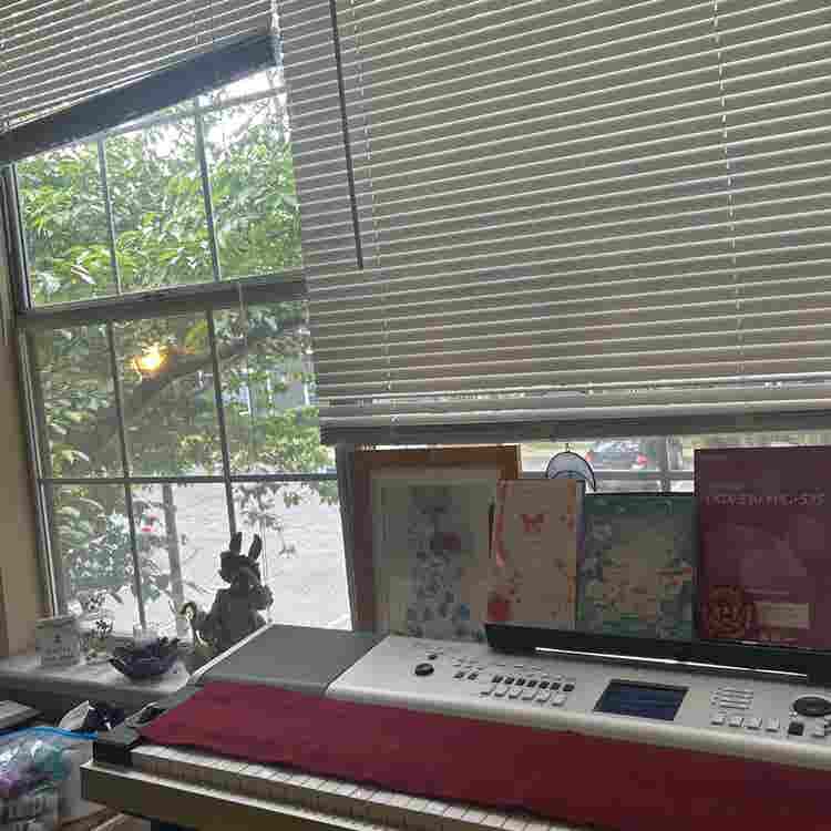 Room/bathroom for rent, Riverset