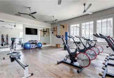 1 Bed + Private Bath Sublease