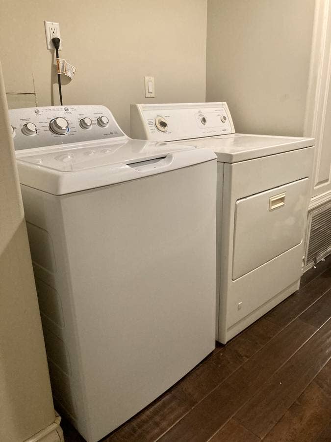 Private Room in ba Apartment