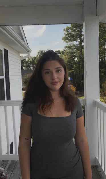 Looking for 1 female roommate!