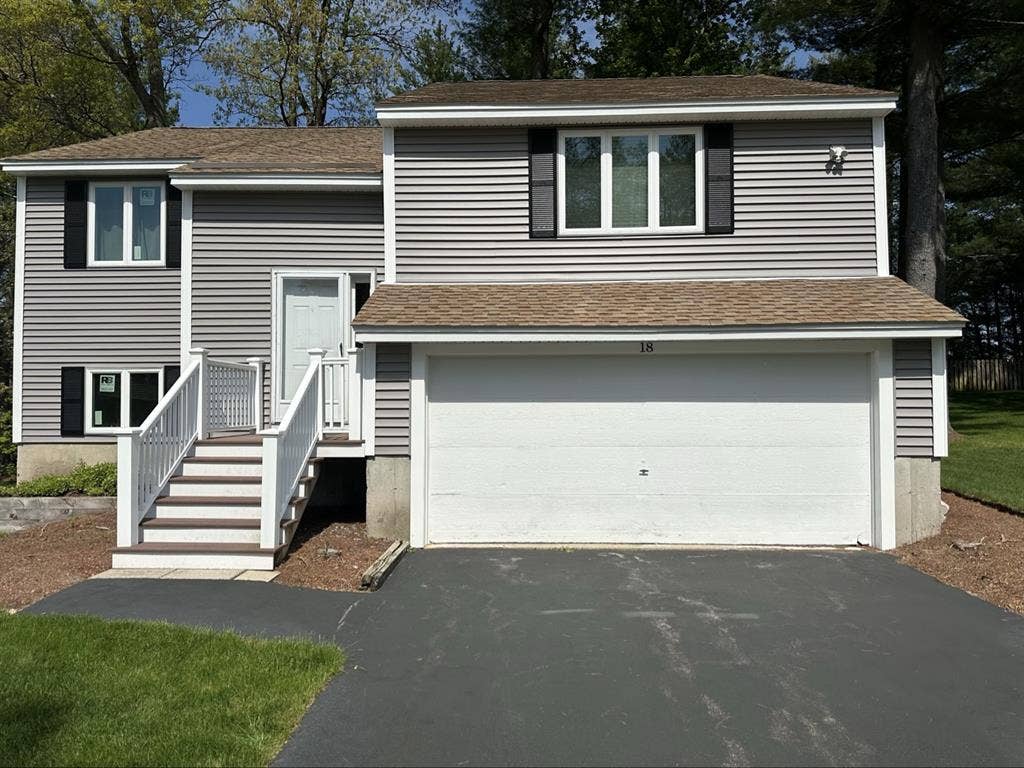 Looking for a Roommate for Condo