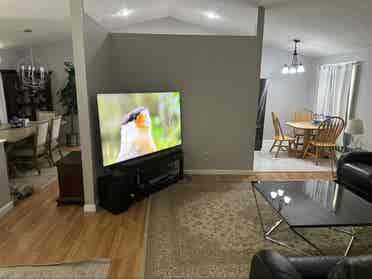 Looking for a Roommate for Condo