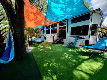 Lexury Rv 5 beds ready