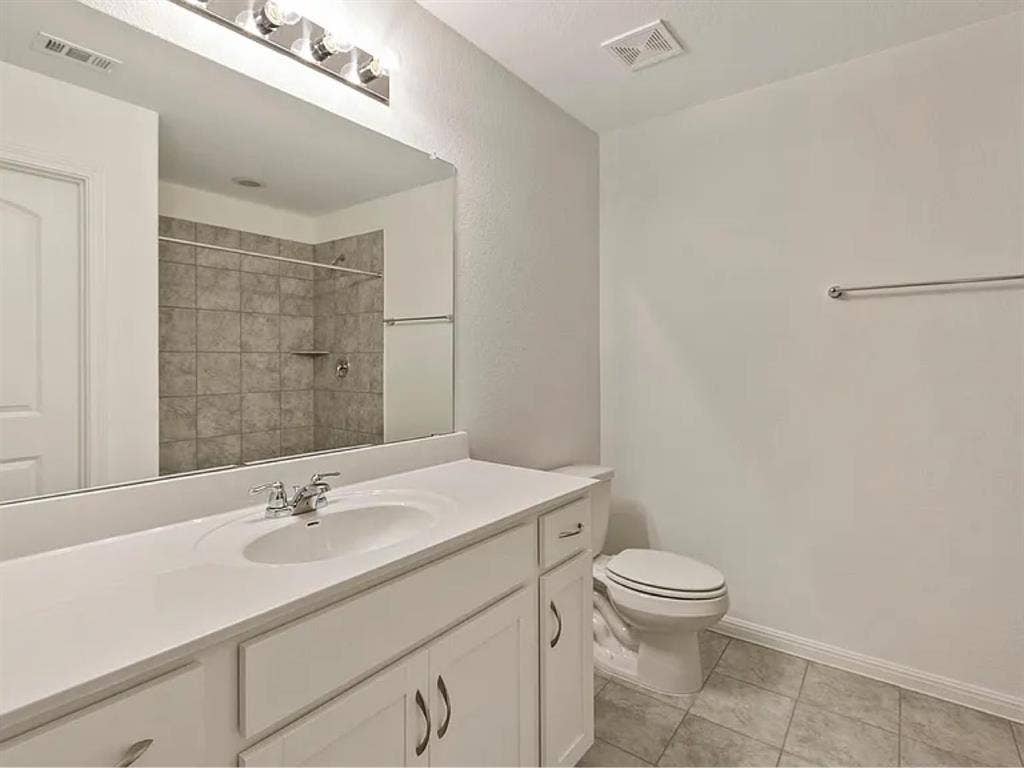 Master Bedroom in Spacious House!