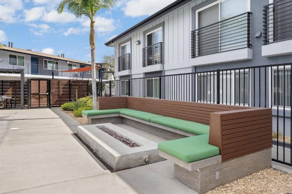 Apartment near CSULB