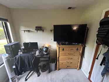 Private Room in 2 bd townhouse