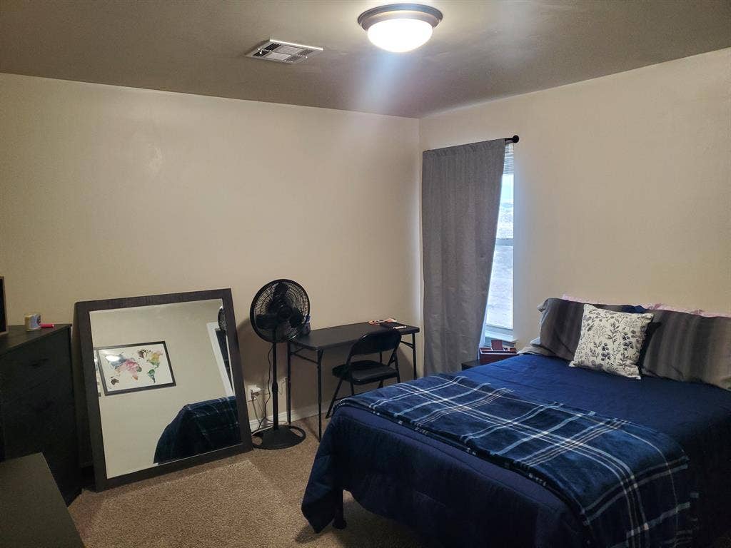Furnished room for rent