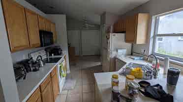 2 rooms for rent. House next to UCF