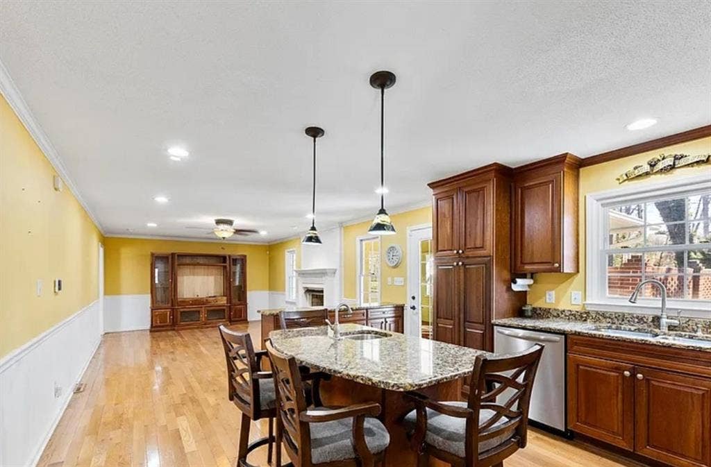 month lease in Gaston County