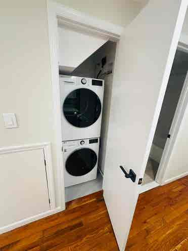 Modern Gorgeous Huge 1BR Apartment,