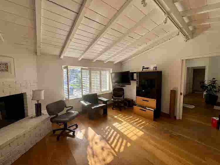 Nice Room available on July