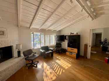 Nice Room available on June 1, 2025