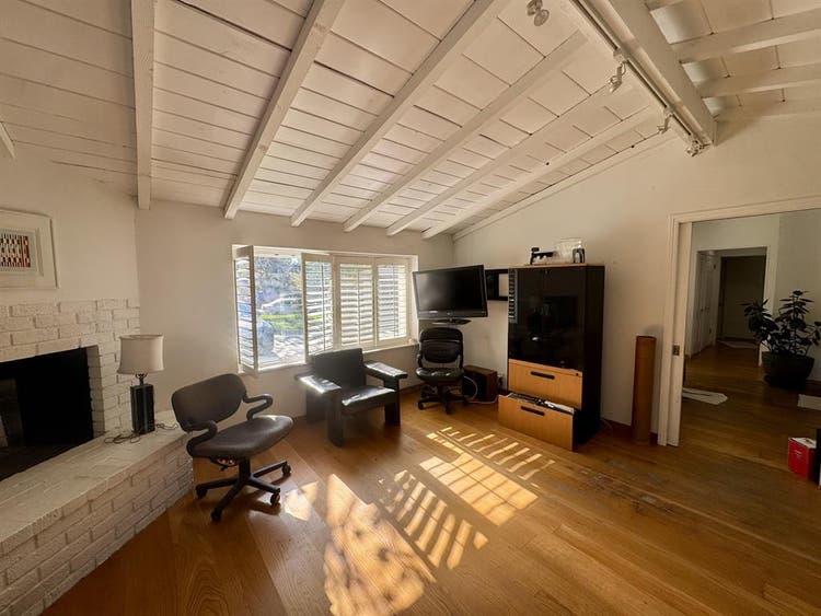Nice Room available on July