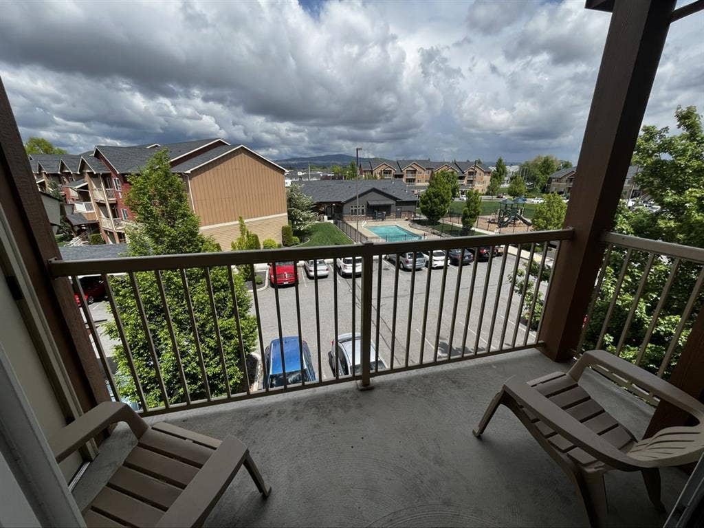 Roommate needed