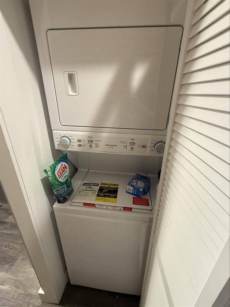 Room for rent in West New York, NJ