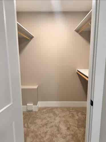 New and bright 1 bedroom suite