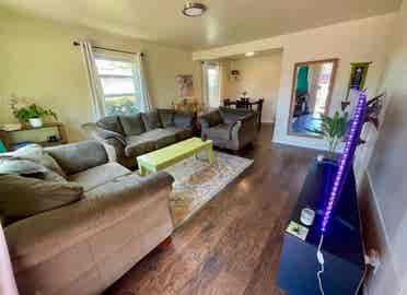 Room for rent house near beach