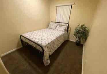 Room for rent house near beach
