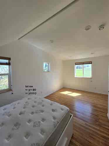 Cozy room with private bathroom